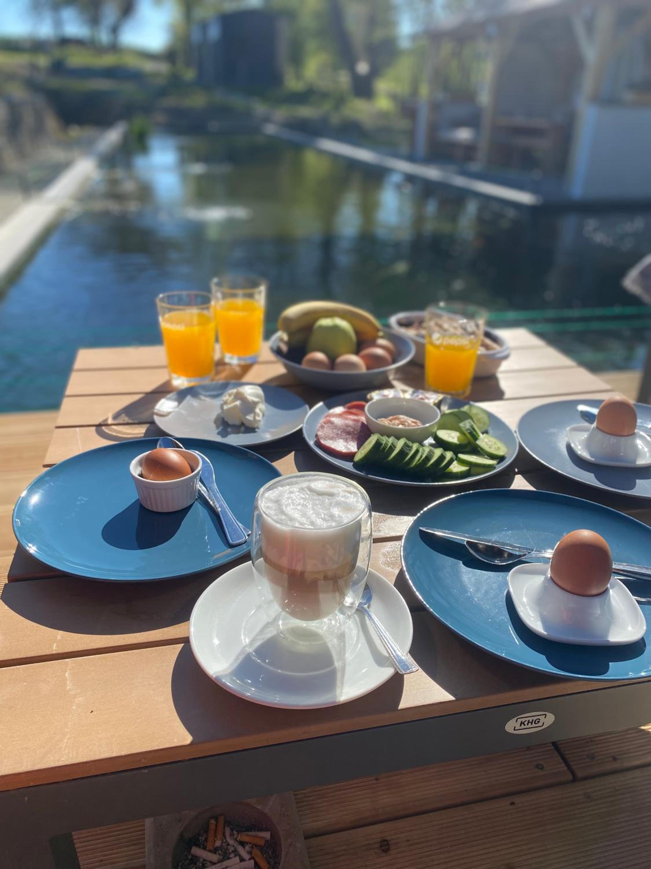 Alexa Resort