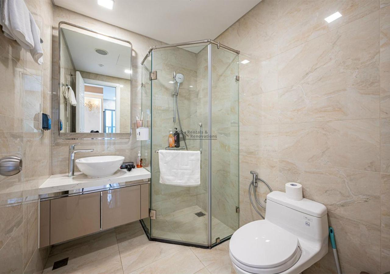 The landmark 81 Apartments & The landmark Luxury Vinhomes Apartments