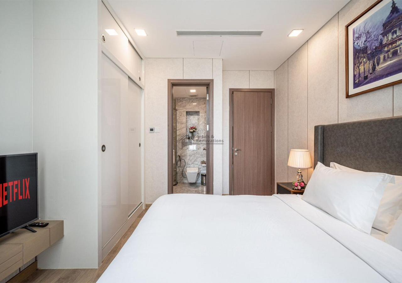 The landmark 81 Apartments & The landmark Luxury Vinhomes Apartments