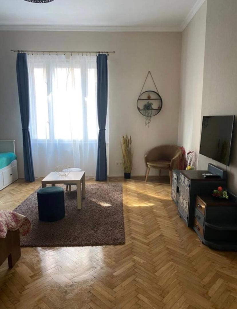 Dandelions Apartment
