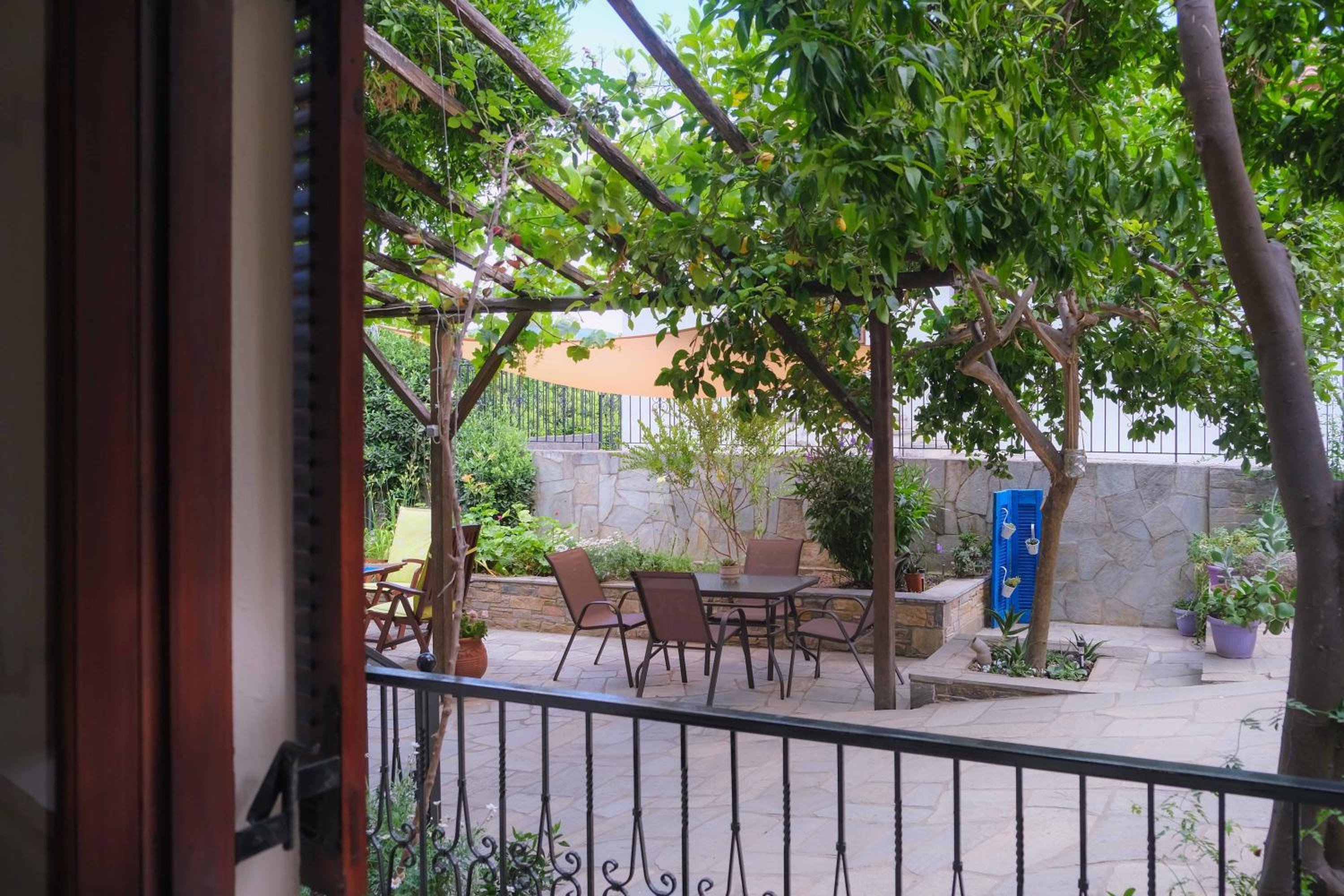 John's House - Chorto Pelion view 3