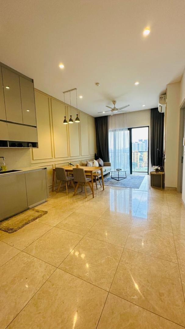 Lucentia Residents at BBCC Lalaport Bukit Bintang