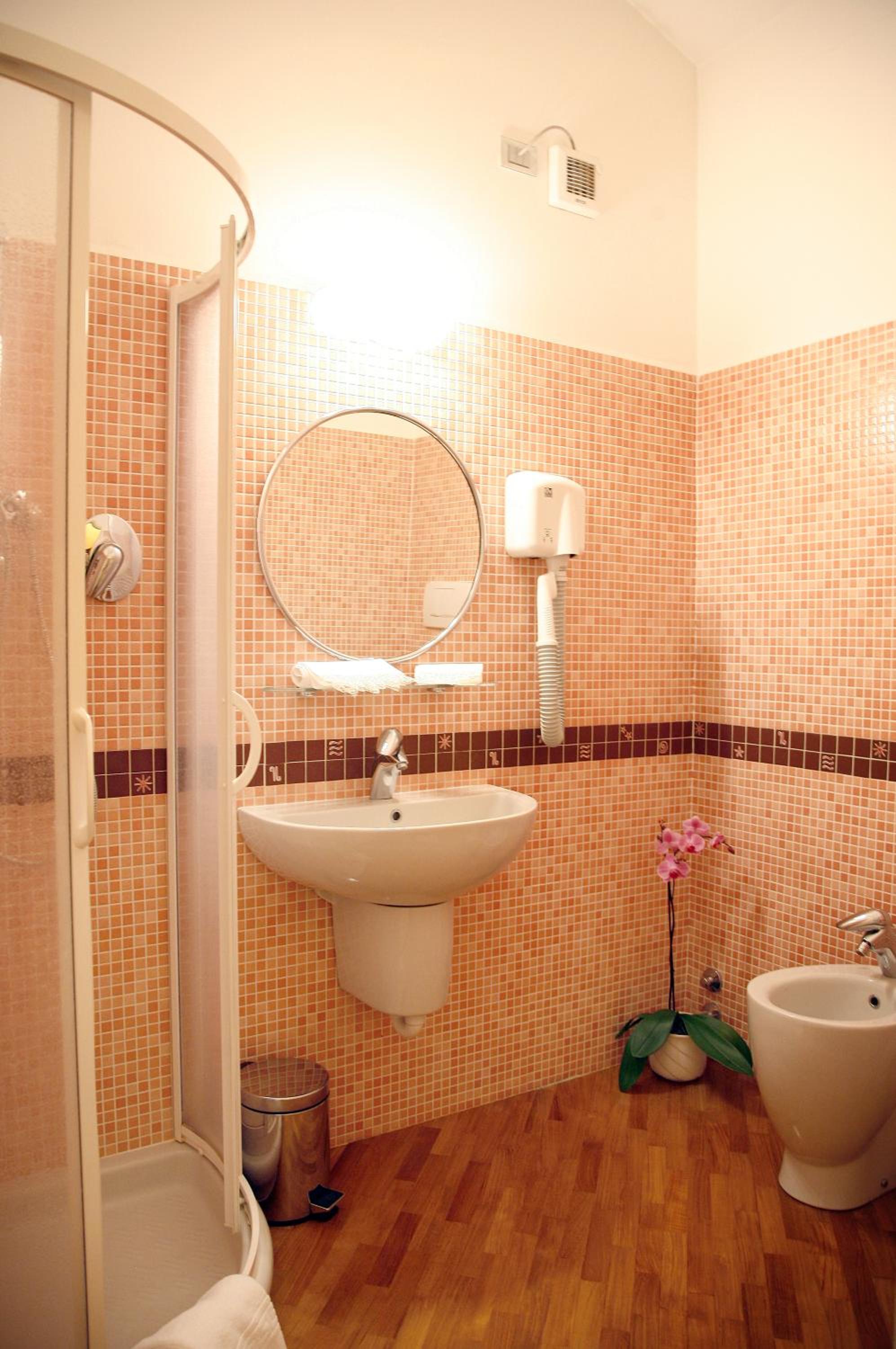 Photo 45