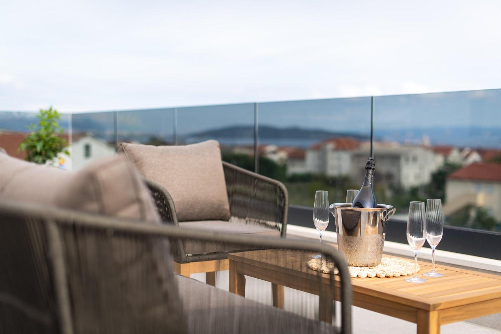 Villa Amare Apartments