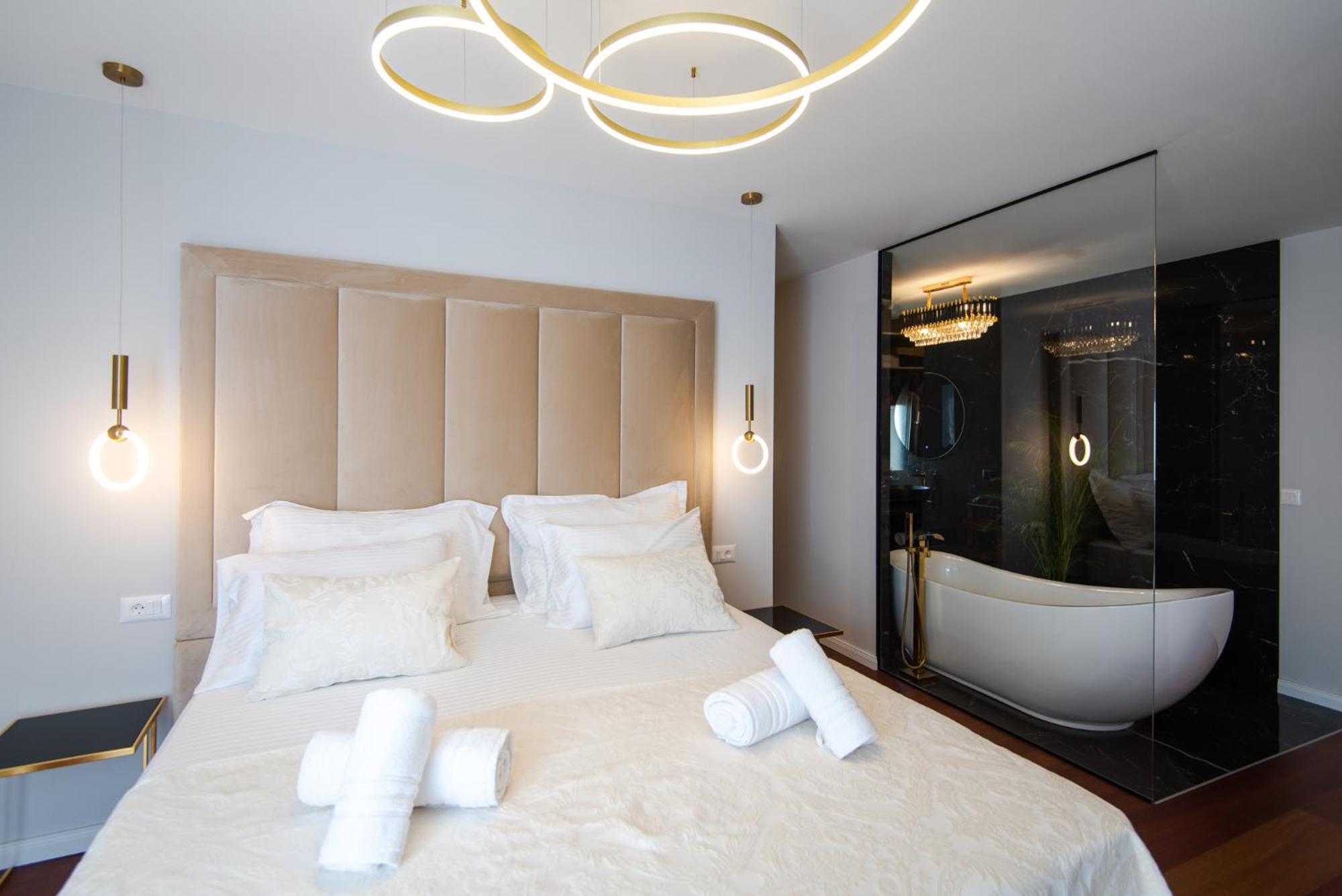 Villa Amare Apartments