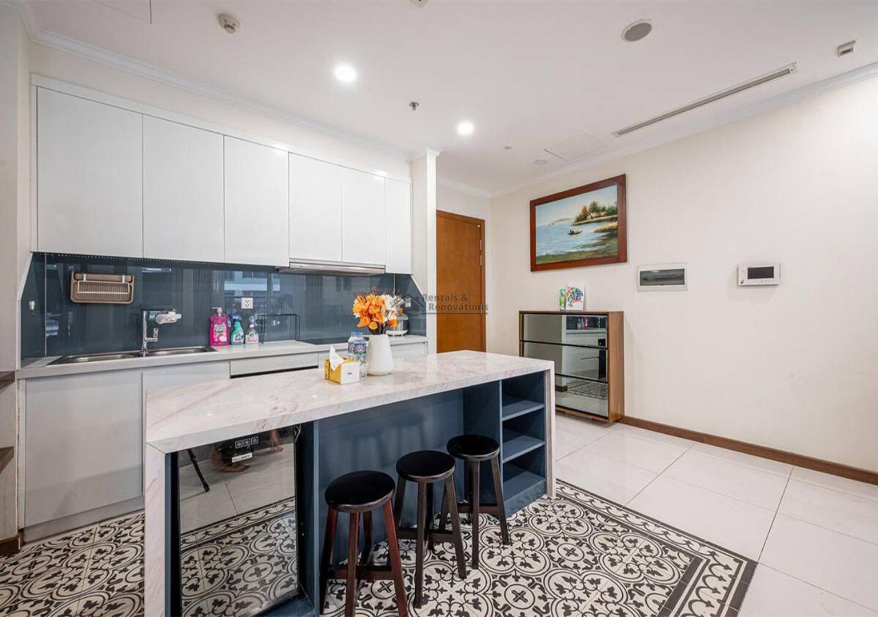 The landmark 81 Apartments & The landmark Luxury Vinhomes Apartments