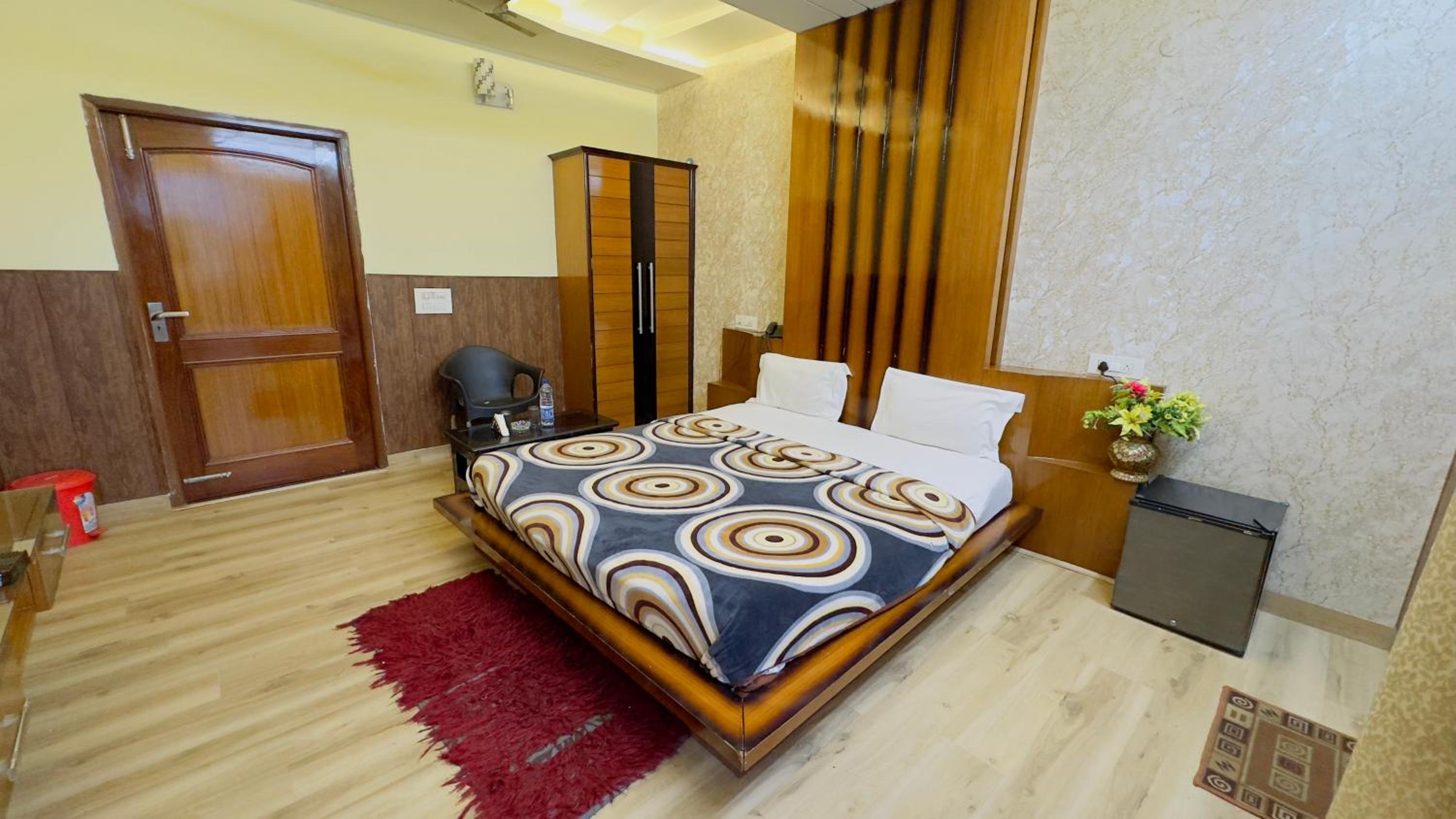 Bedroom