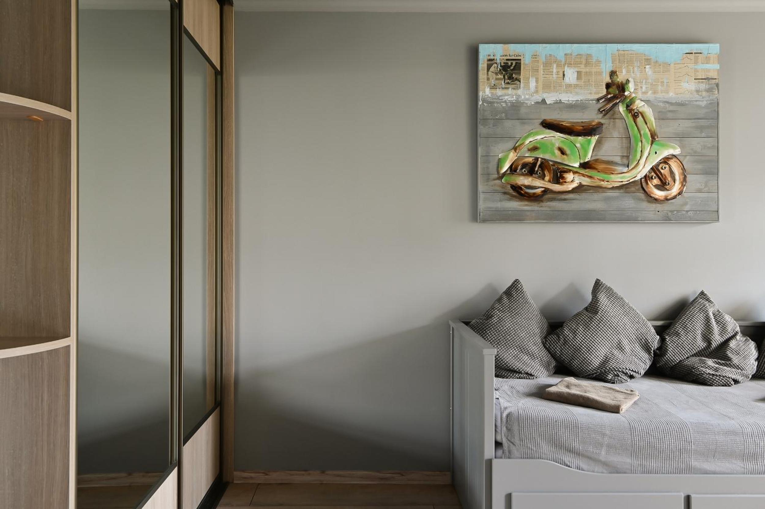 Loft design studio apartment & FREE parking view 4
