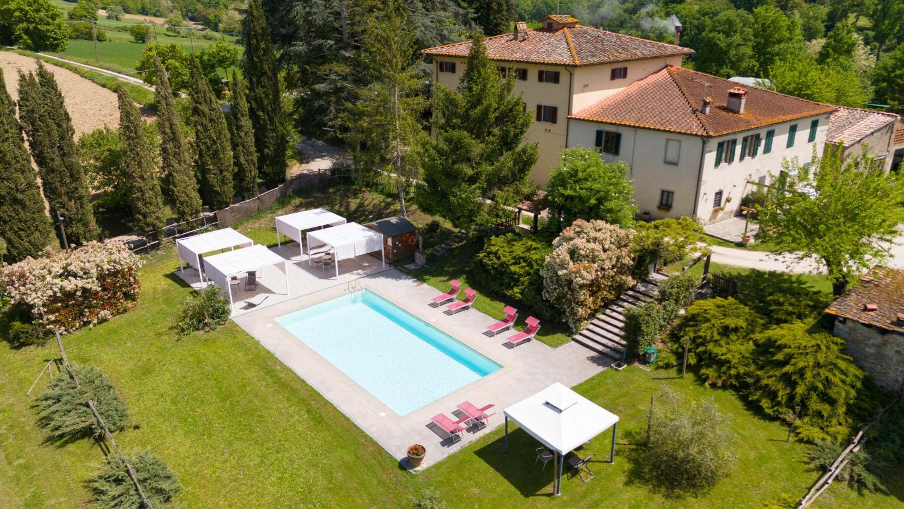 Villa la Topaia by VacaVilla view 4