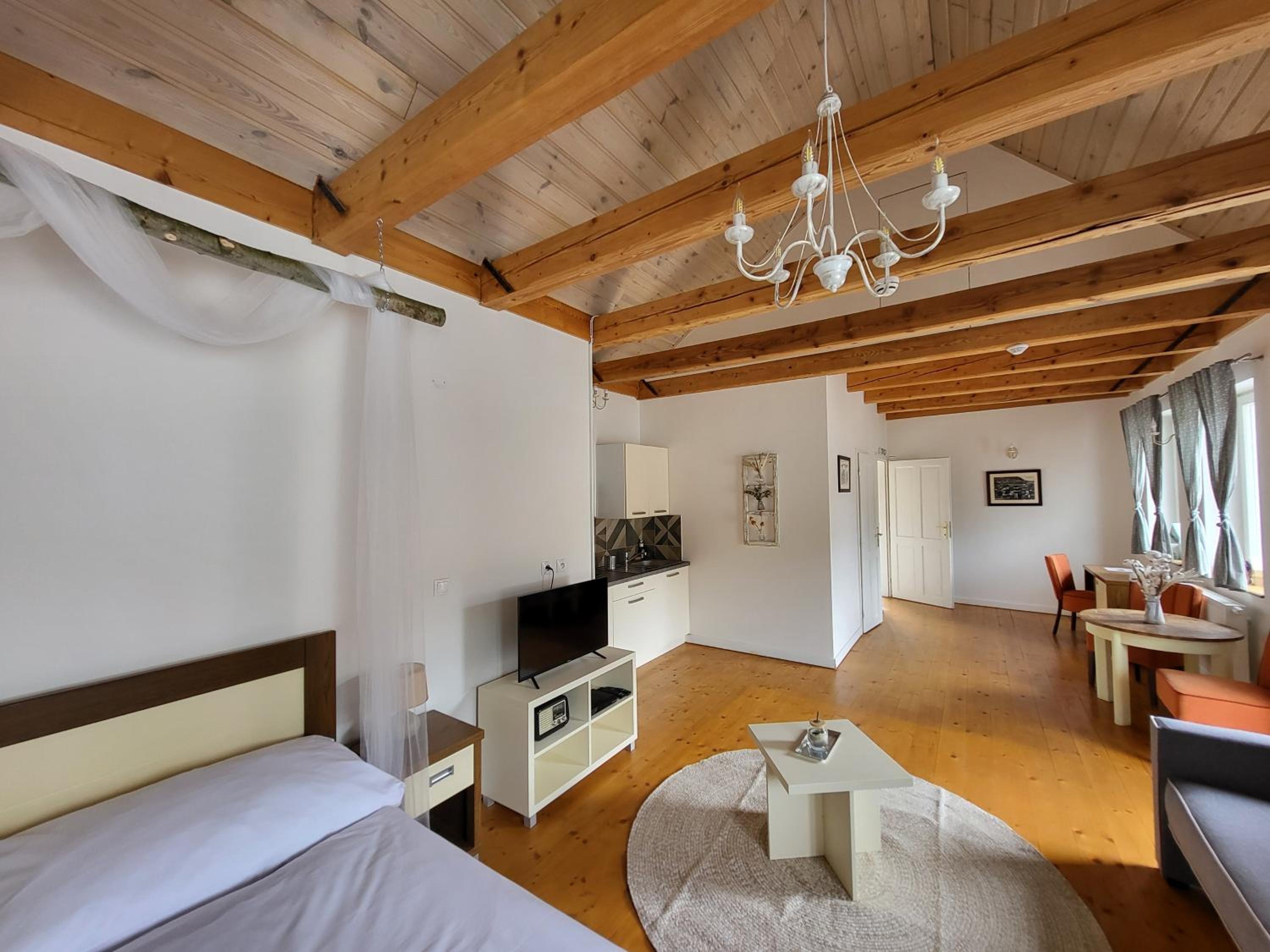 Horný apartmán H21 Banská Štiavnica view 5