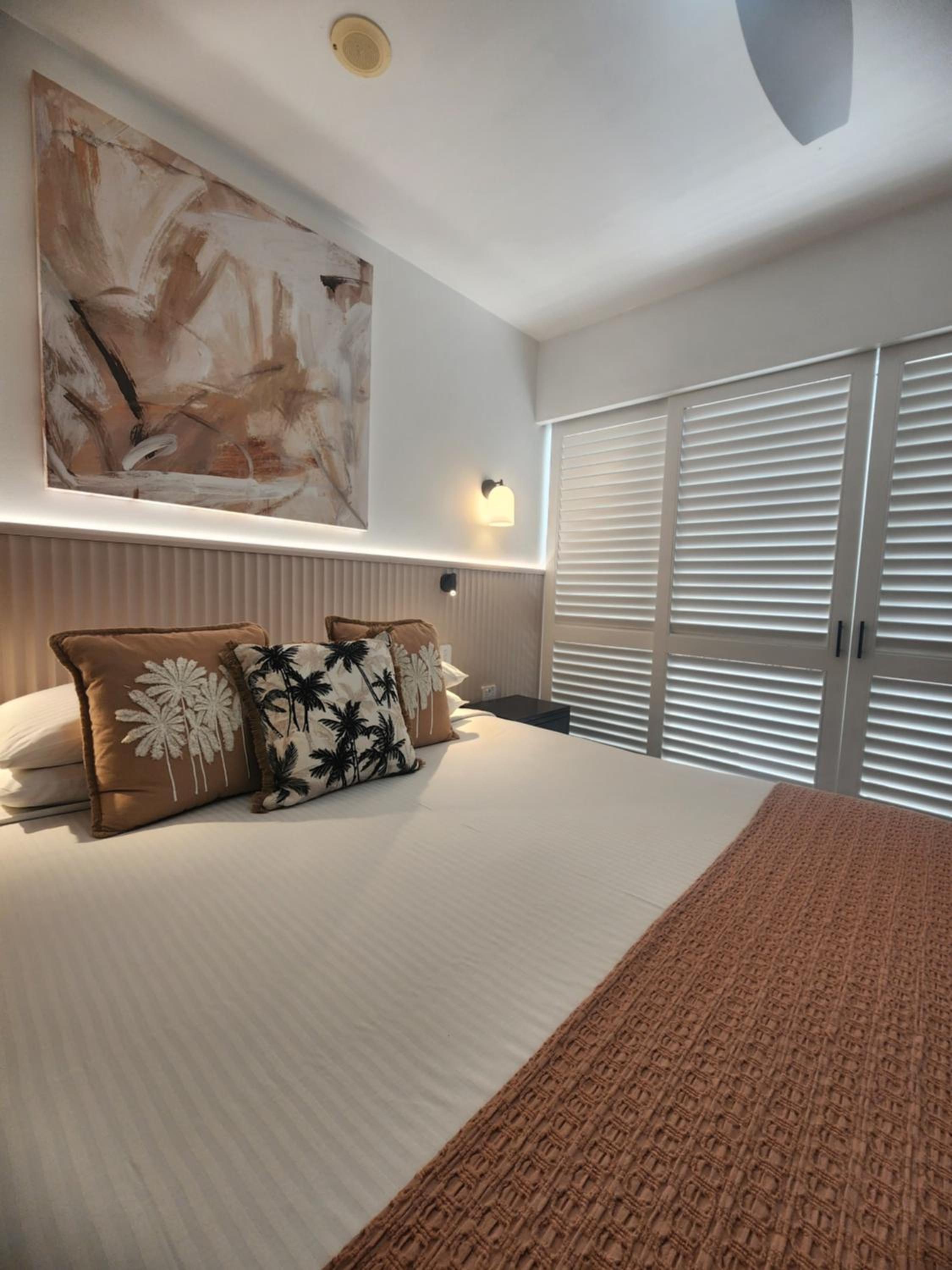 Elysium Private Accommodation at Beach Club & Spa