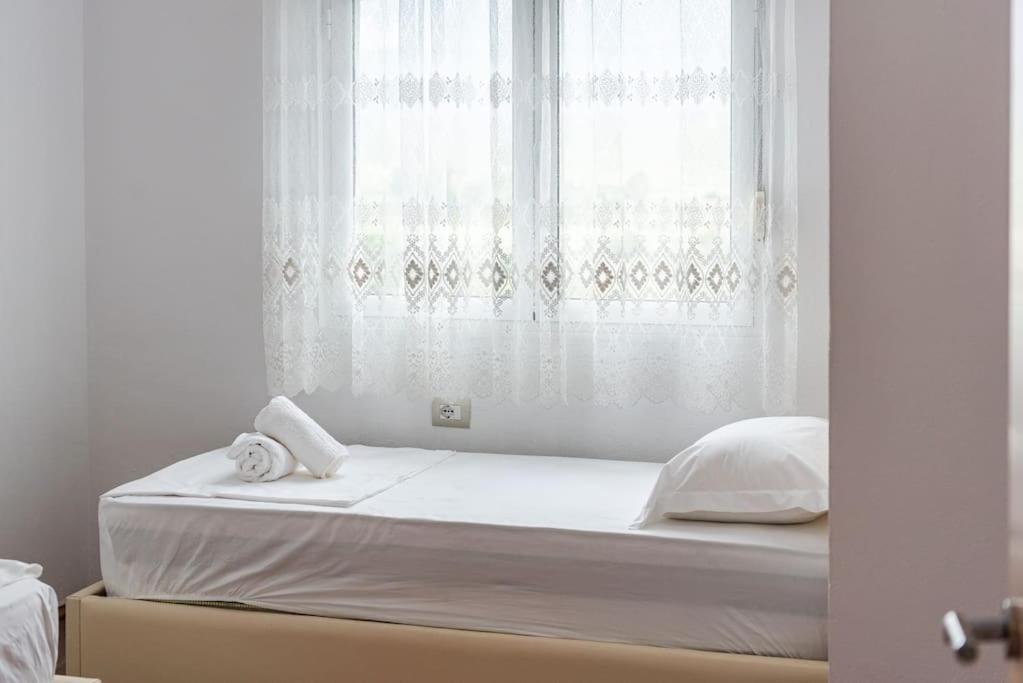 Hometown Apartment by PikHost