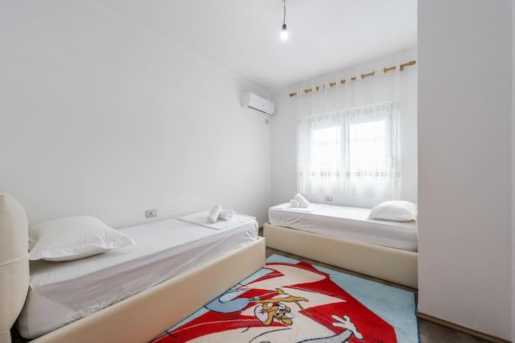 Hometown Apartment by PikHost