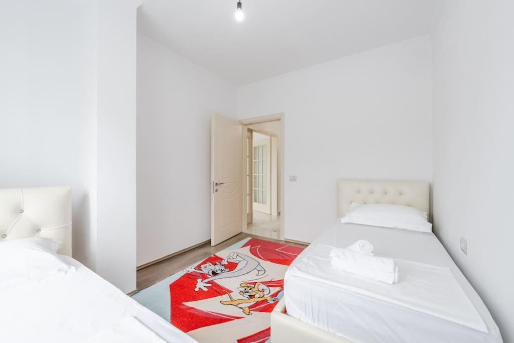 Hometown Apartment by PikHost