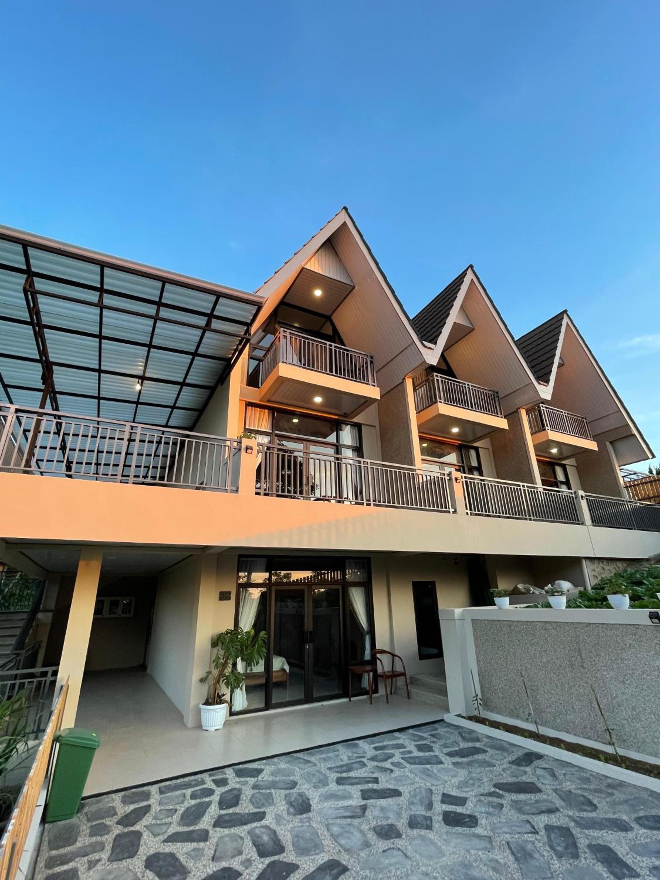 Lestarindo Dvillas