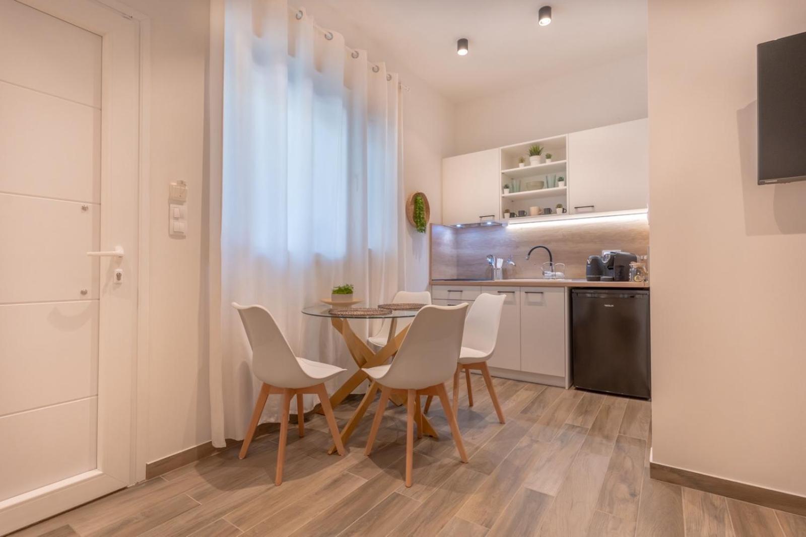 Evdokia Luxurious Living