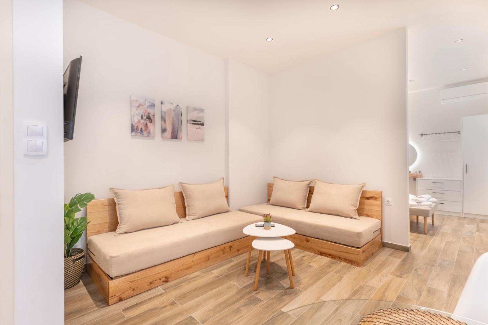 Evdokia Luxurious Living
