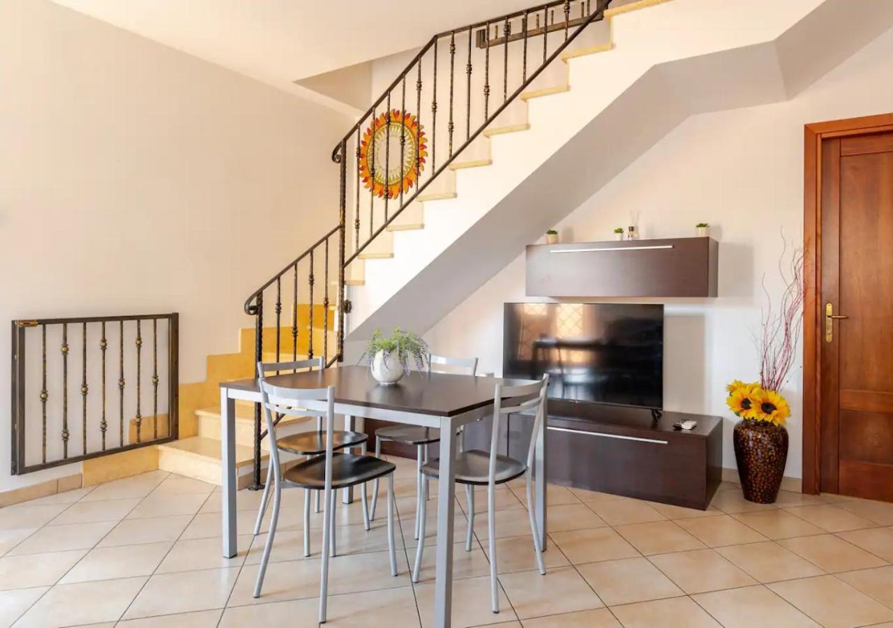 Garden Villa - Free Parking, Wi-fi e Netflix view 3