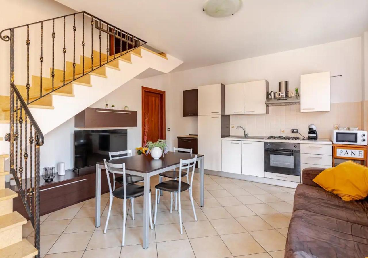 Garden Villa - Free Parking, Wi-fi e Netflix view 2