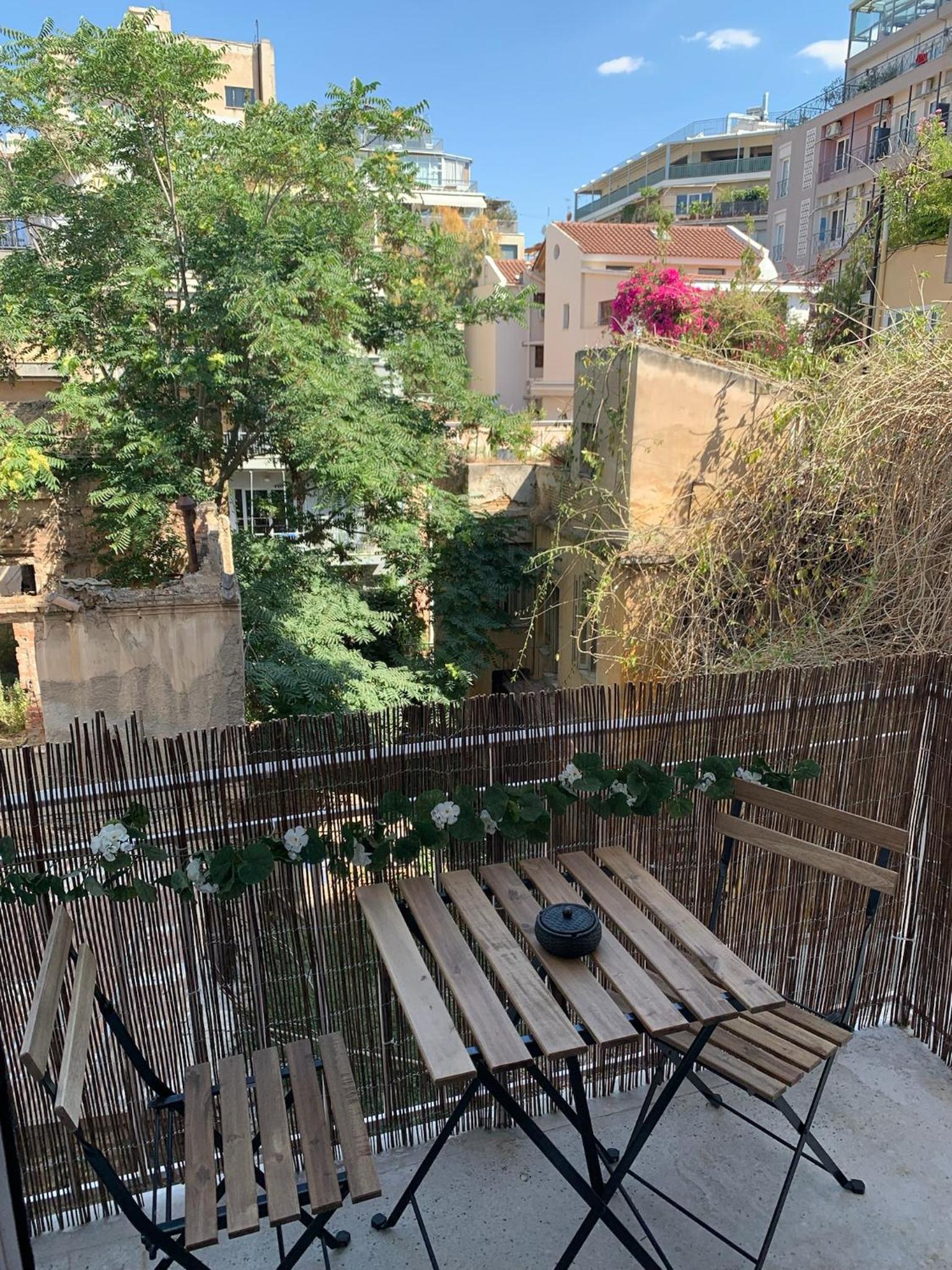 Urban Retreat , Psirri Athens City Center