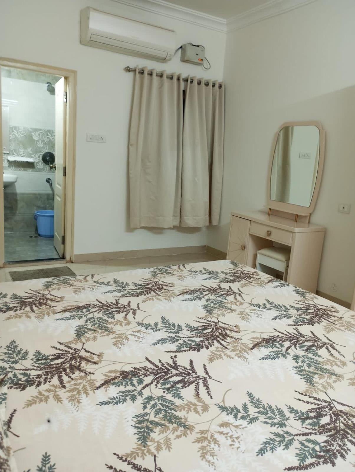 Banjara hills rd 12 , 2 bhk fully furnished Royal Suites Private Building view 5