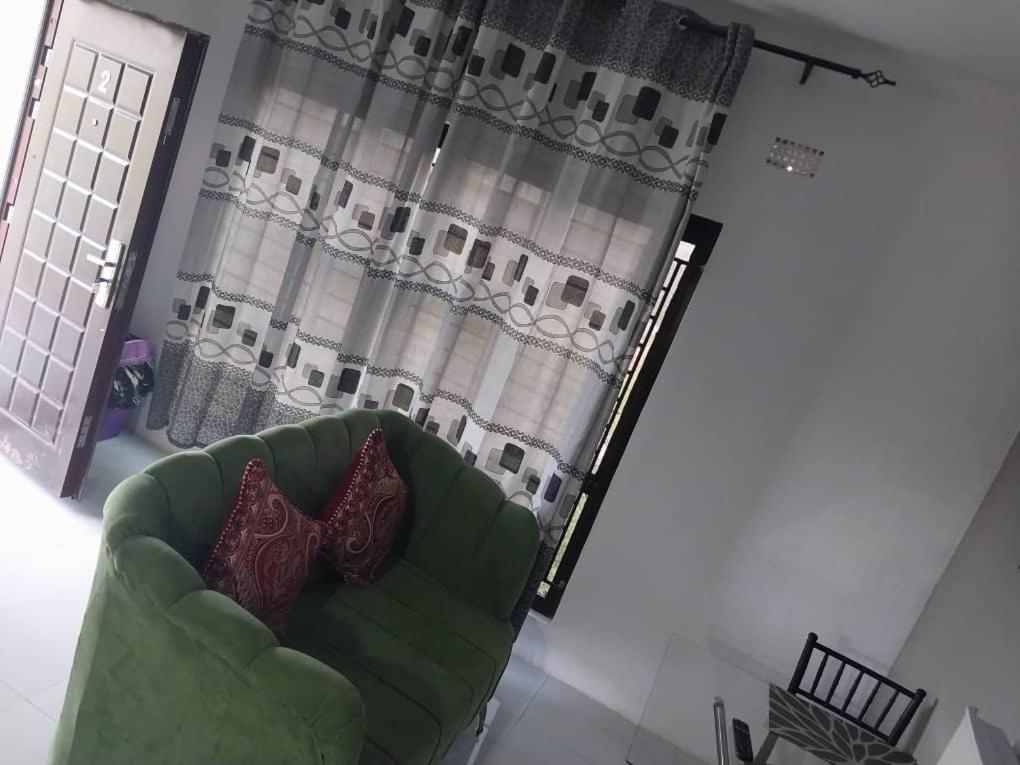 Emmrose apartments view 5