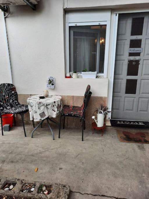 MAK studio apartment