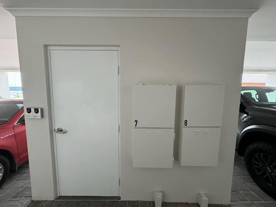North Coogee Escape 2B2B