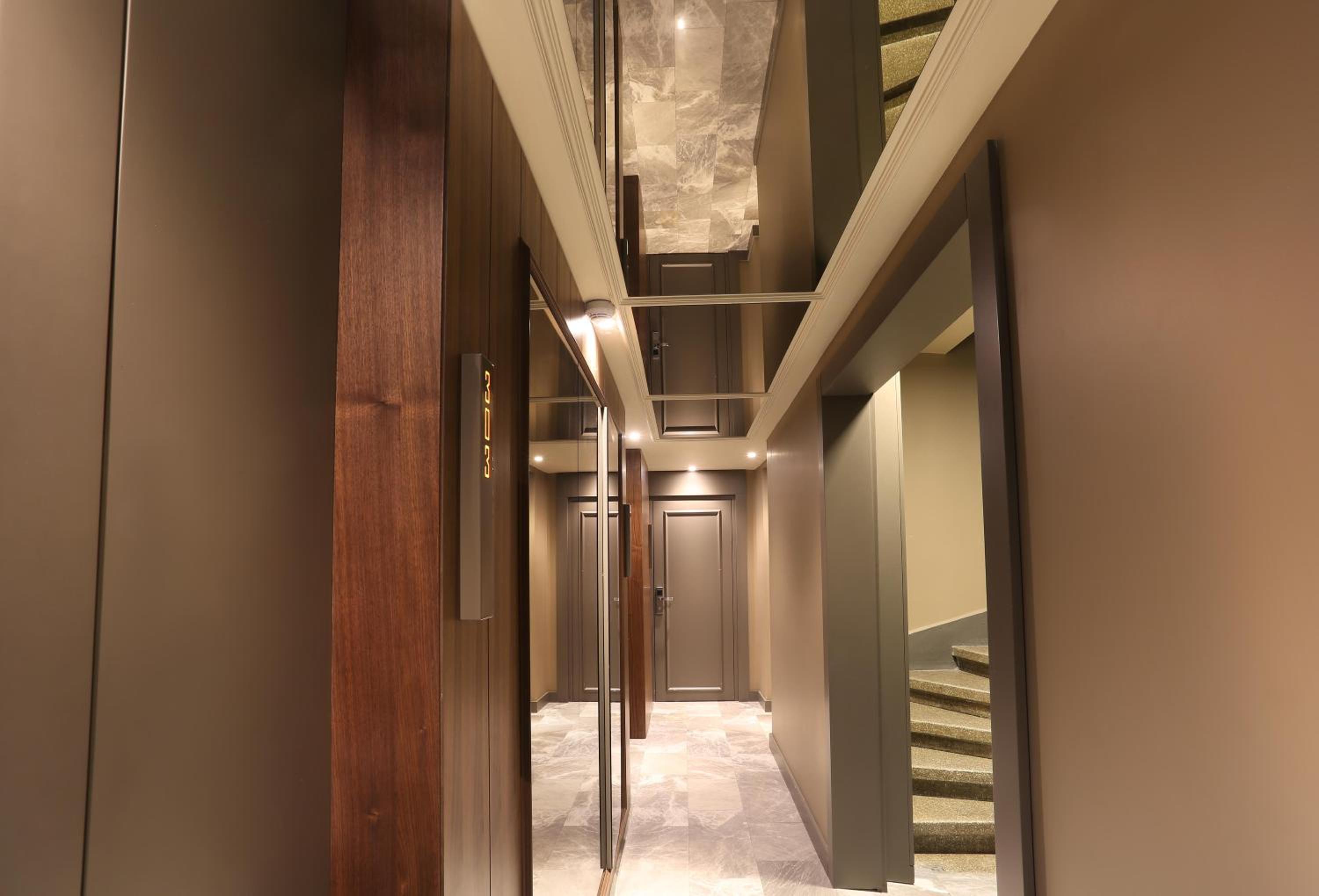 Taksim Premium Hotel - Image 13