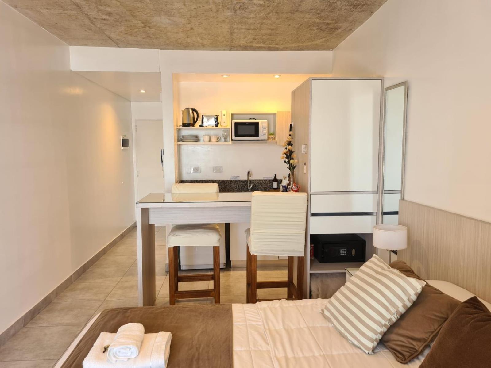 La Morada Rentals & Studio 44 - Centro Escobar- Parking con costo-