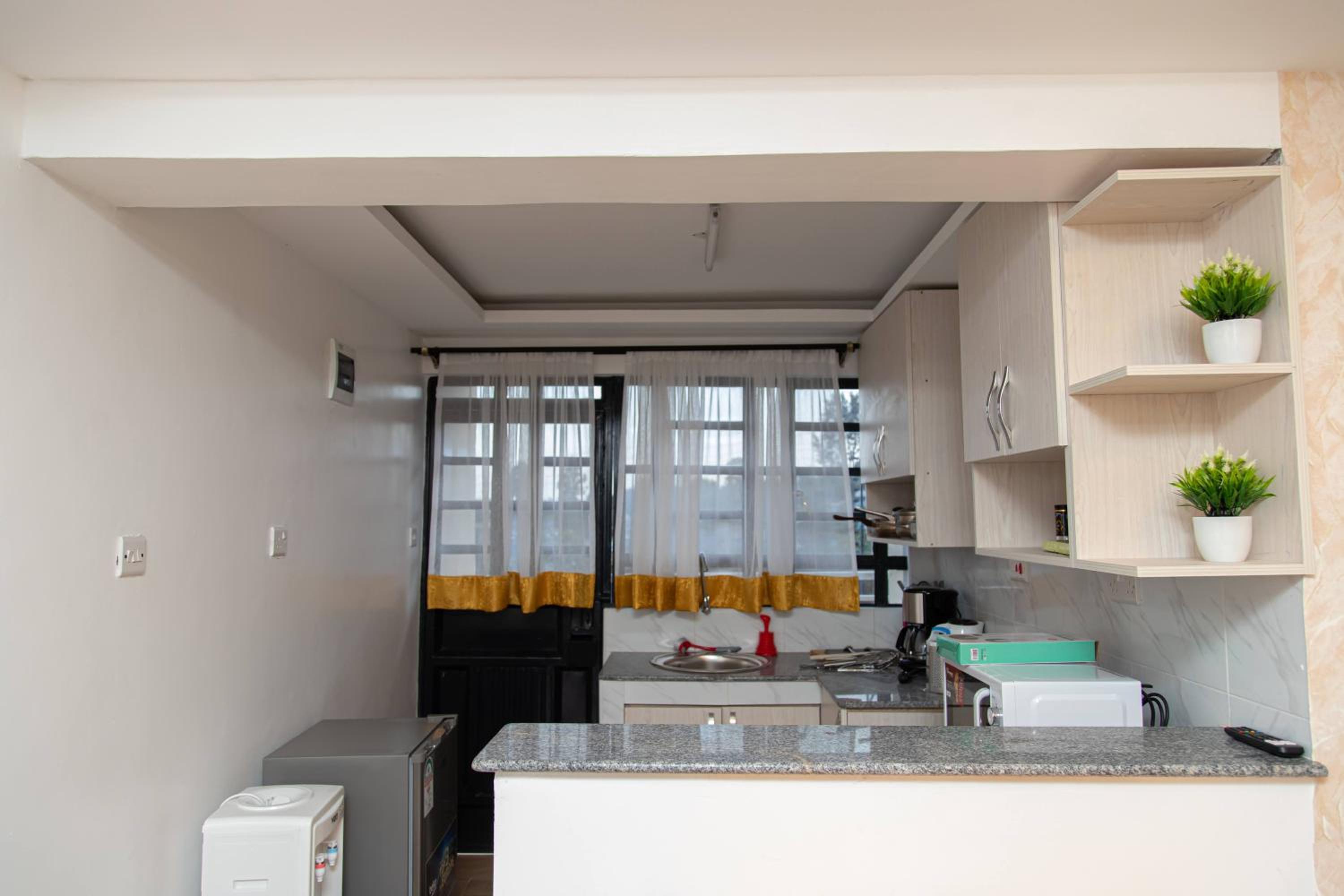 CynRose Suites