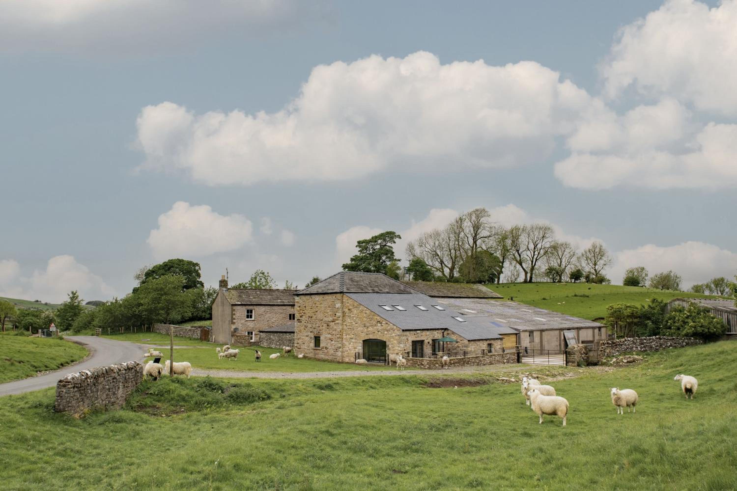Canny Grouse Barn