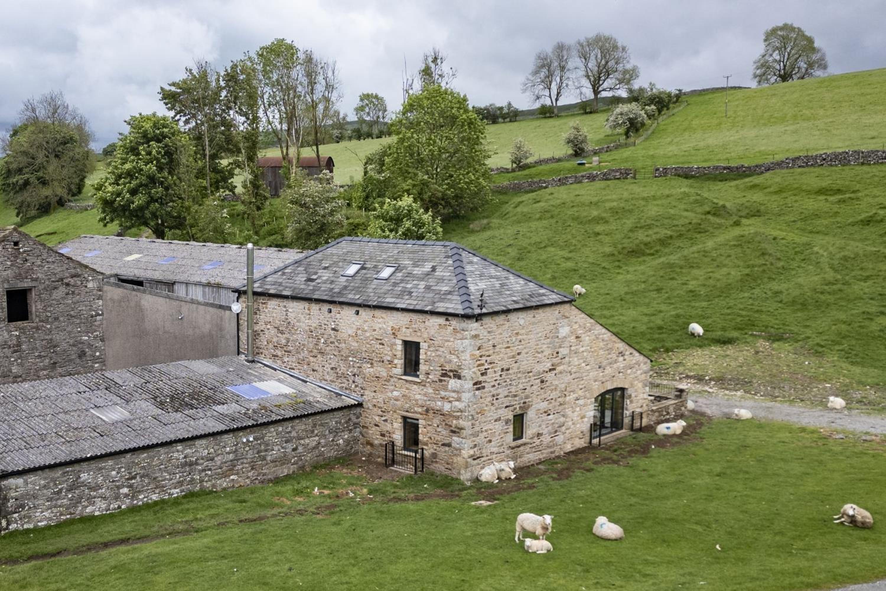 Canny Grouse Barn