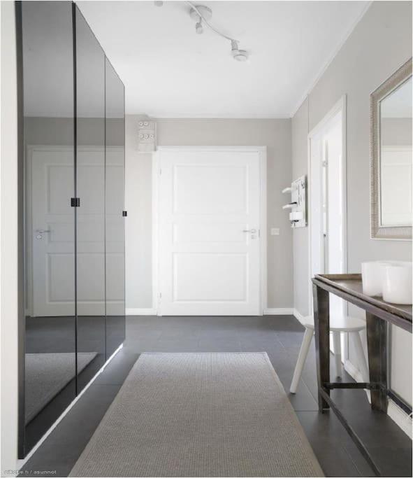 A large room in shared apartment
