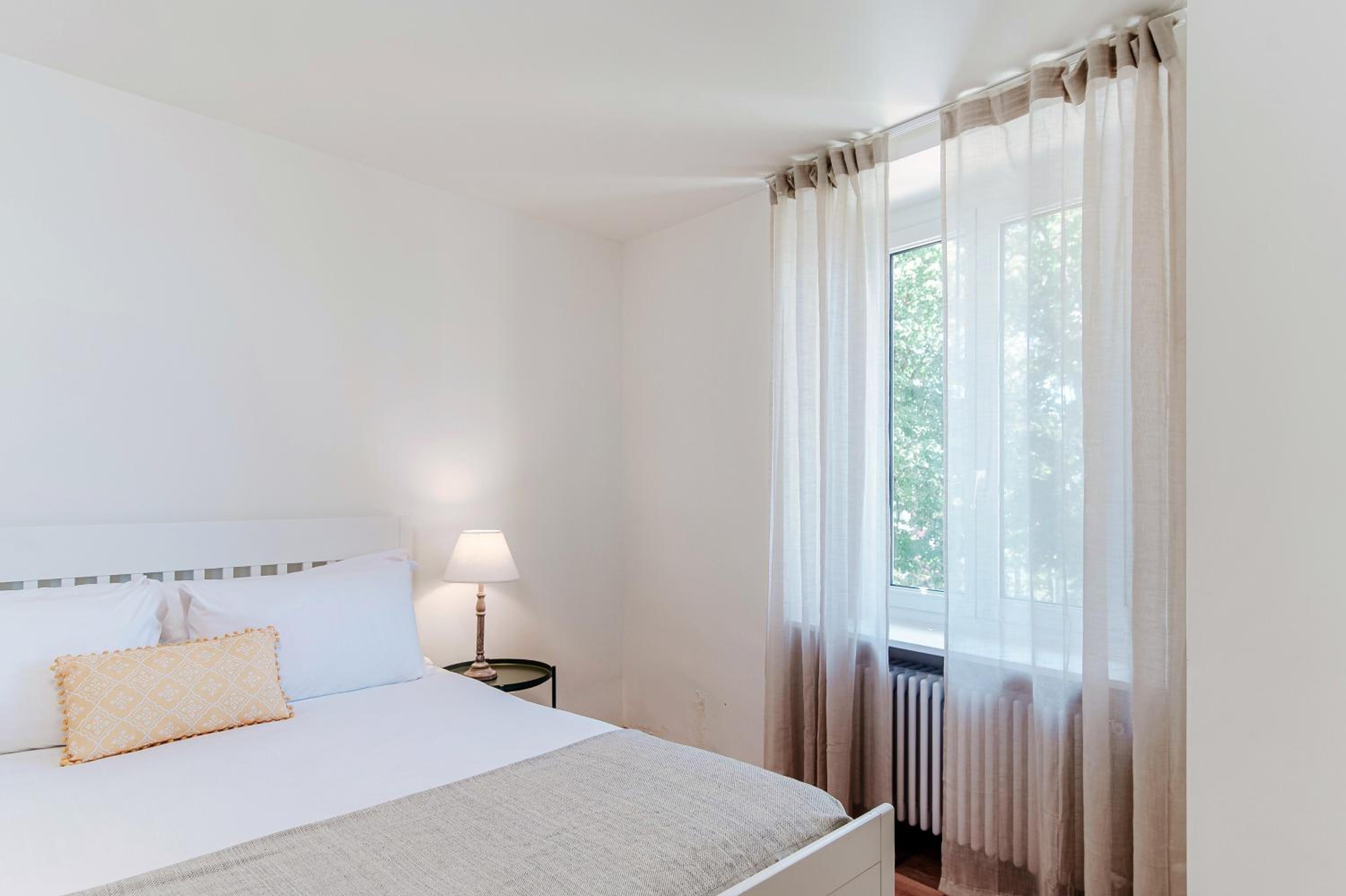 Dream Lake Apartments by Quokka 360 - Stunning Views of Lake Lugano