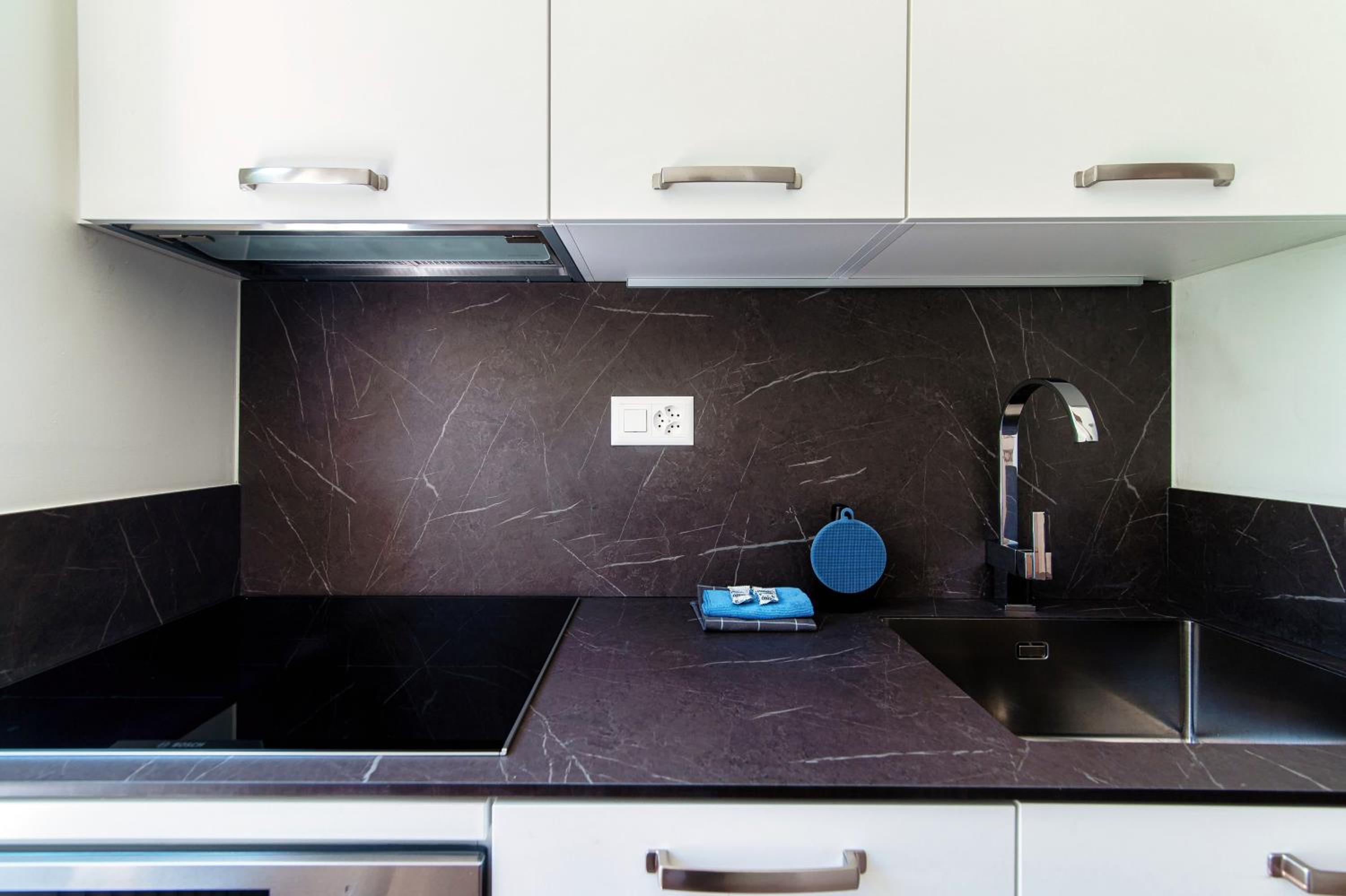 Dream Lake Apartments by Quokka 360 - Stunning Views of Lake Lugano