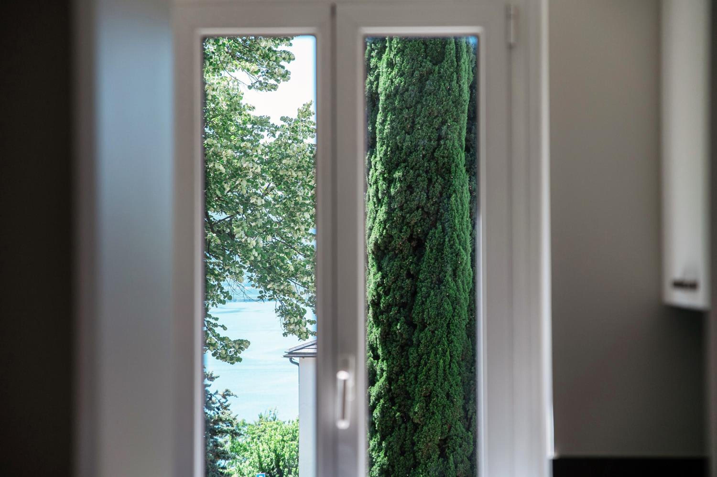 Dream Lake Apartments by Quokka 360 - Stunning Views of Lake Lugano