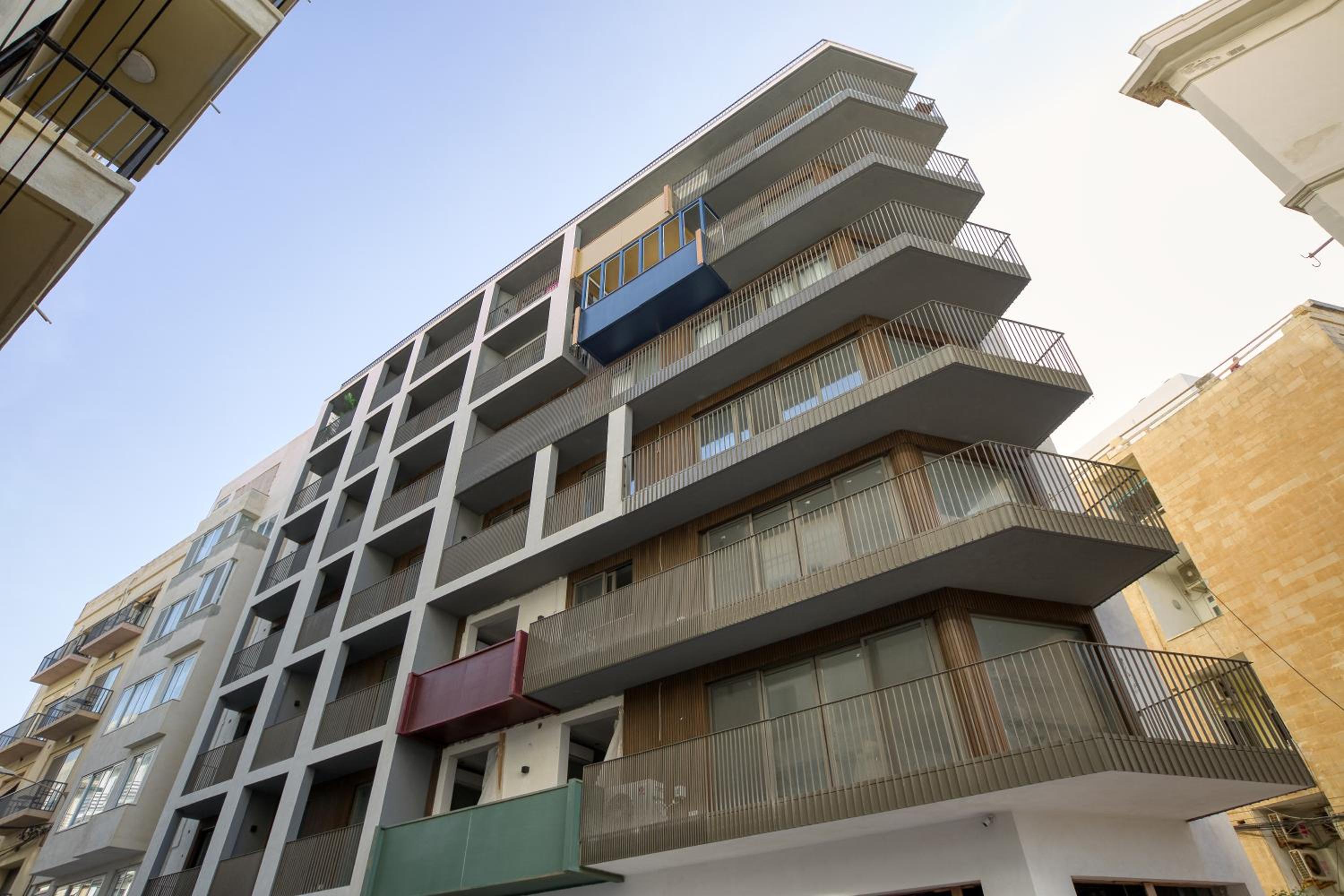 Luxury Sliema Stay with Sea Views-Apt14 view 2