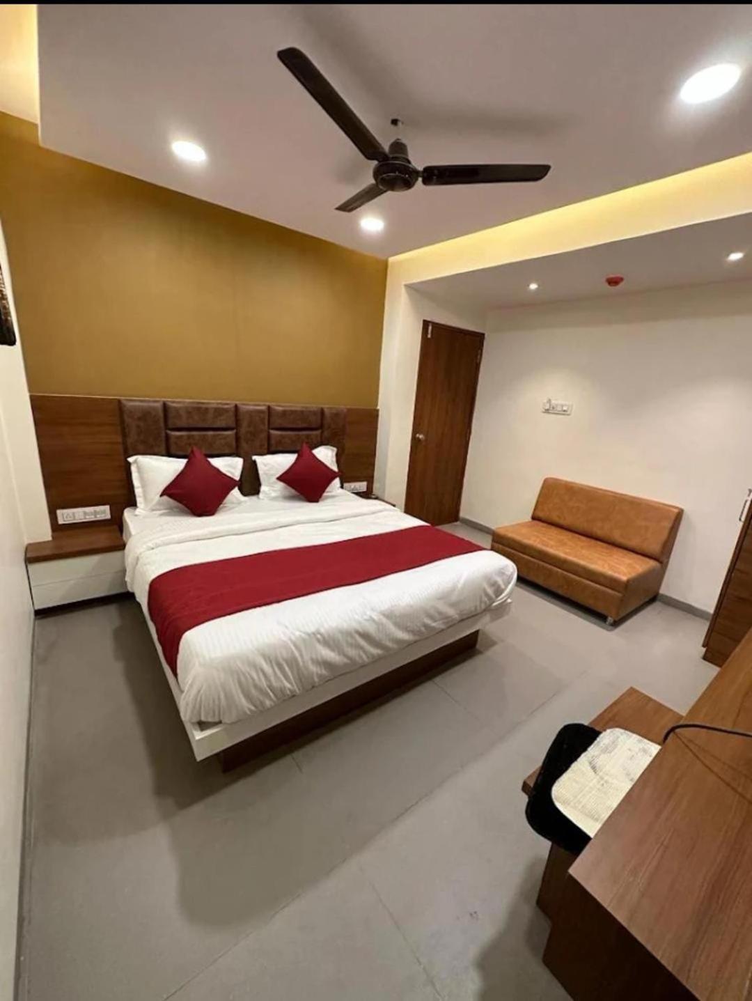 Hotel Anjali palace