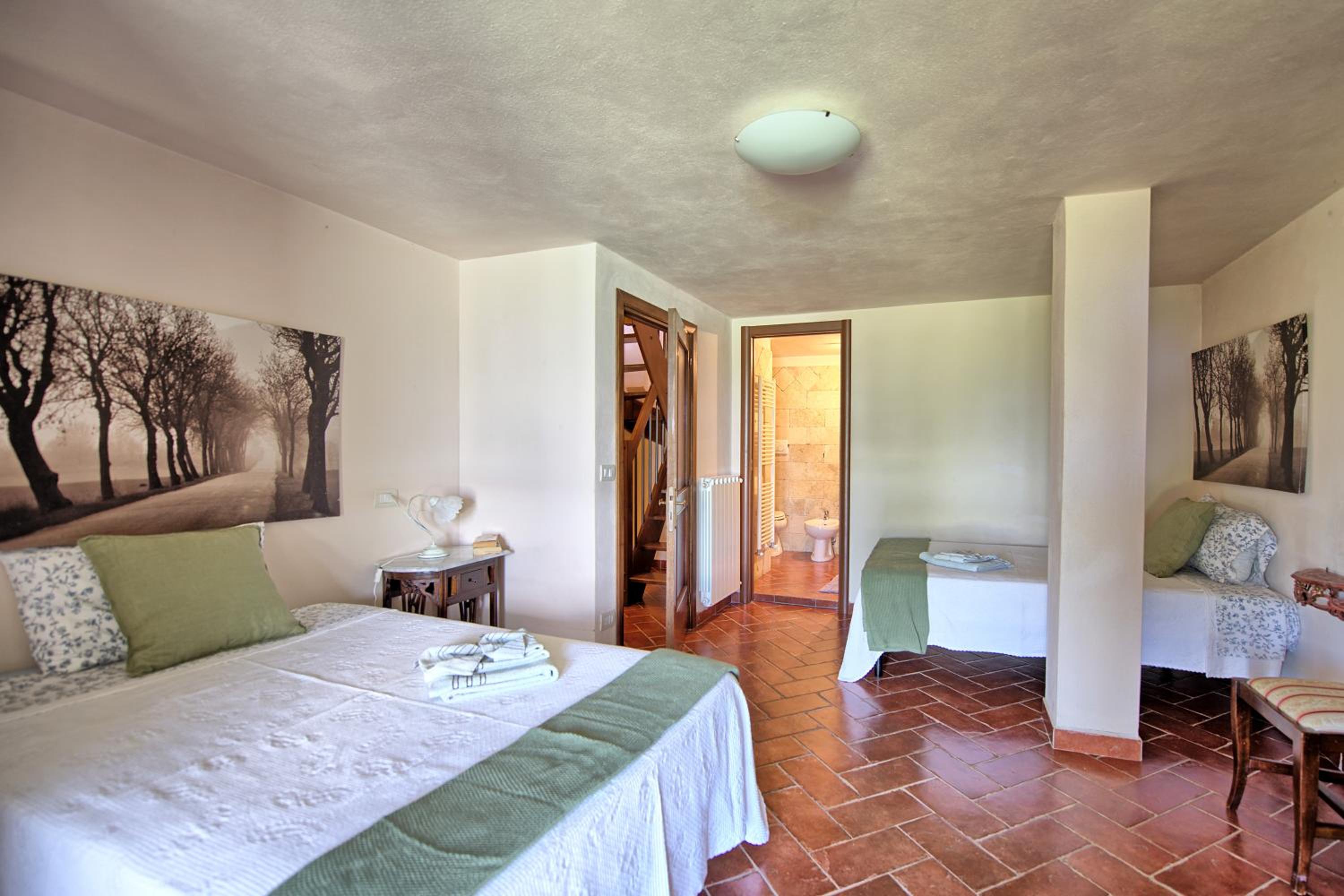 Villa Ulivi by PosarelliVillas