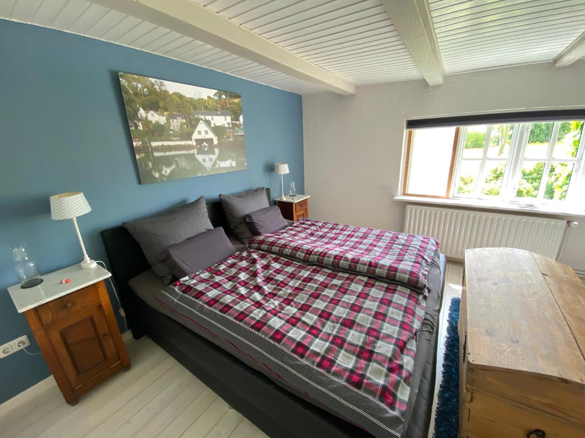 Chestnut Cottage view 5