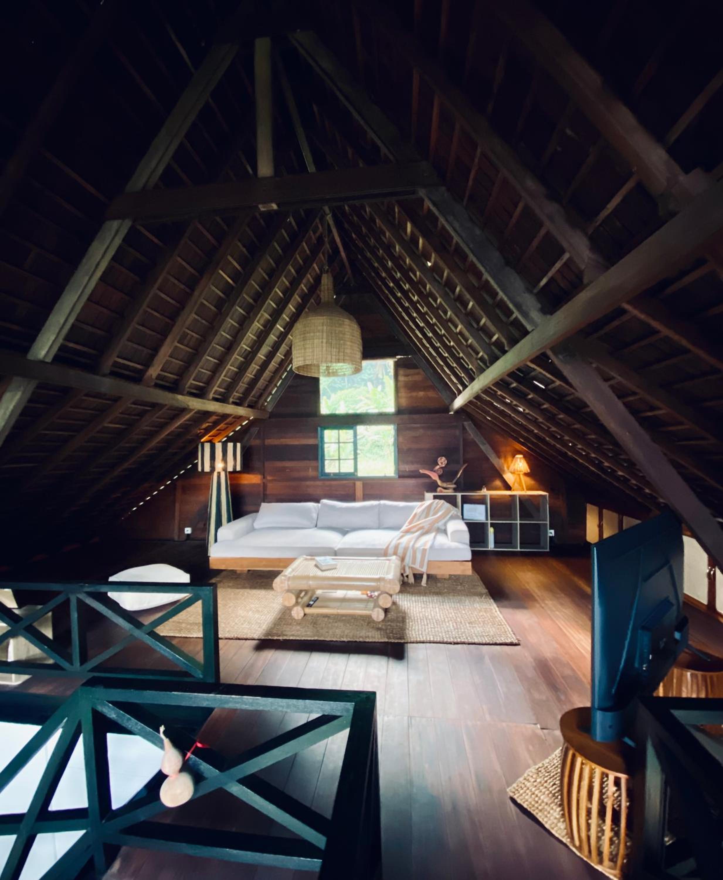 Lakeside retreat and Golf in Bedugul view 2