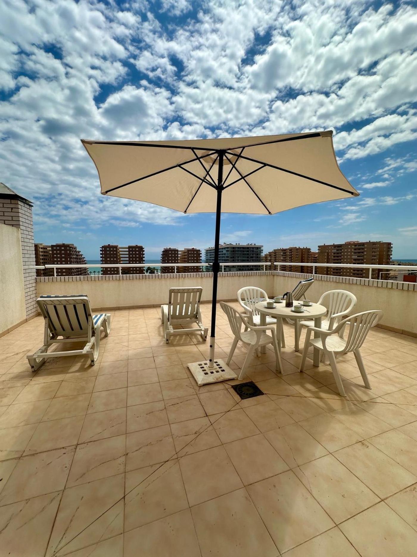 Apt Oropesa Trebol Rentalholidays view 5