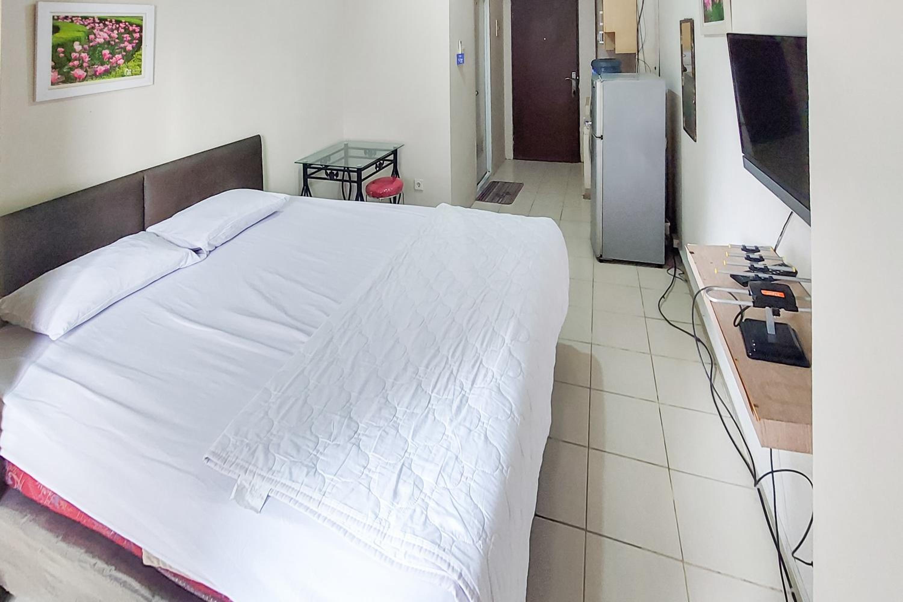 RedLiving Apartemen Sunter Park View - Mega Room Tower B view 4