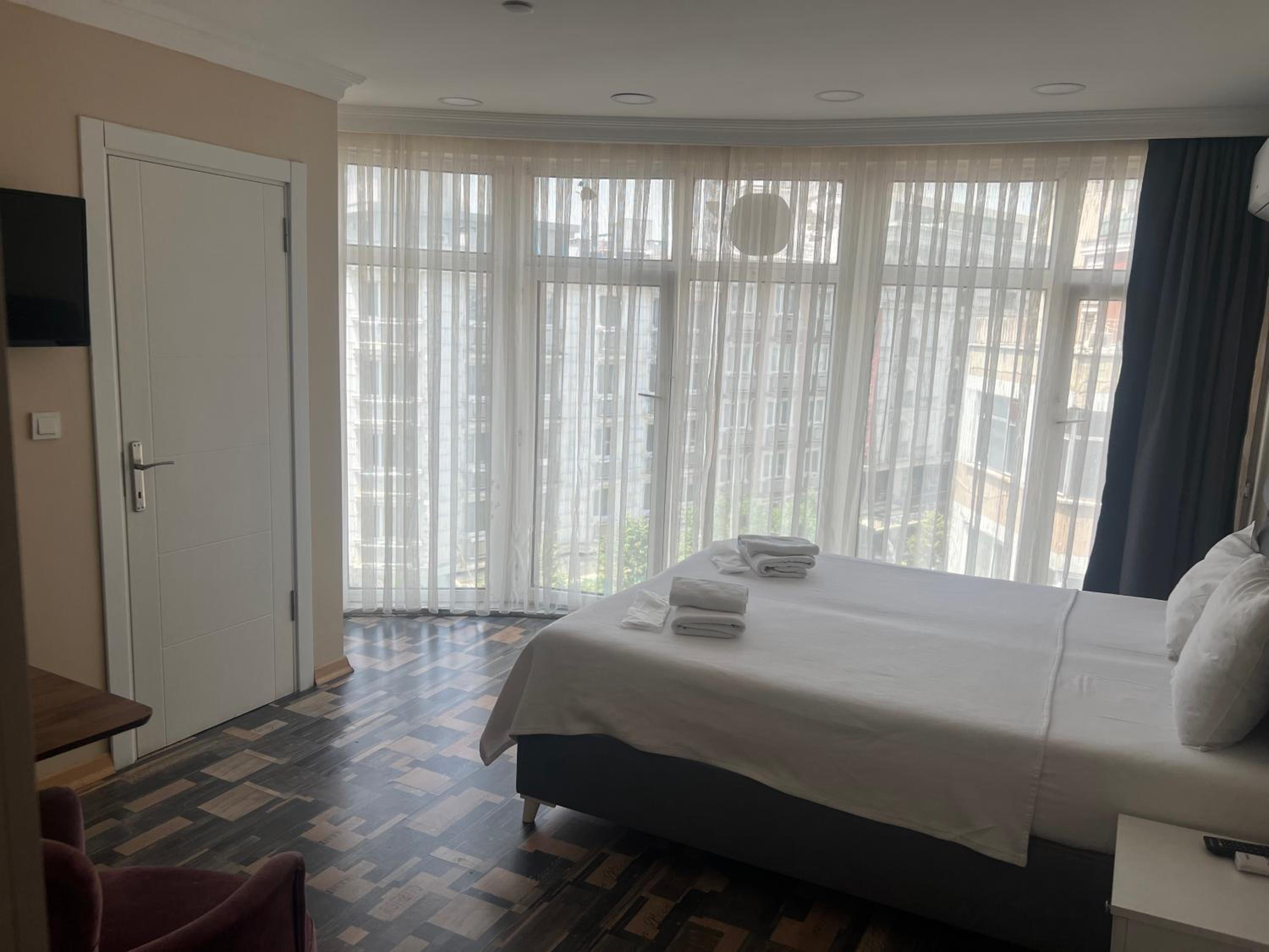 King Istanbul Hotel - Image 7