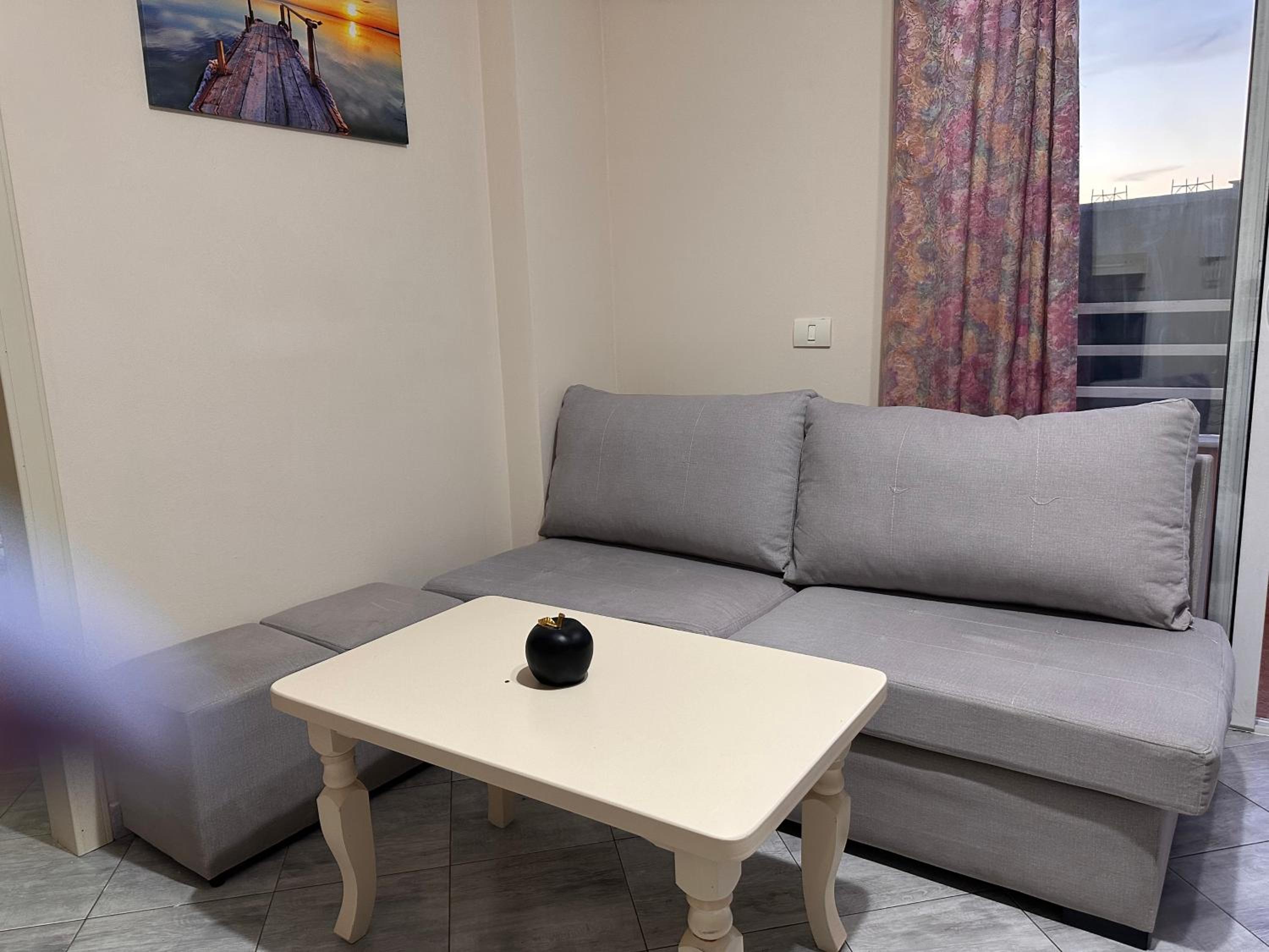 Enis appartment