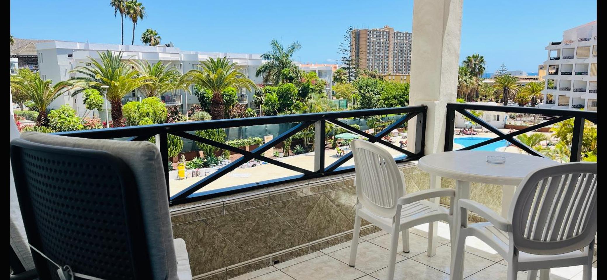 estudio Los Cristianos-Tenerife- photo 1