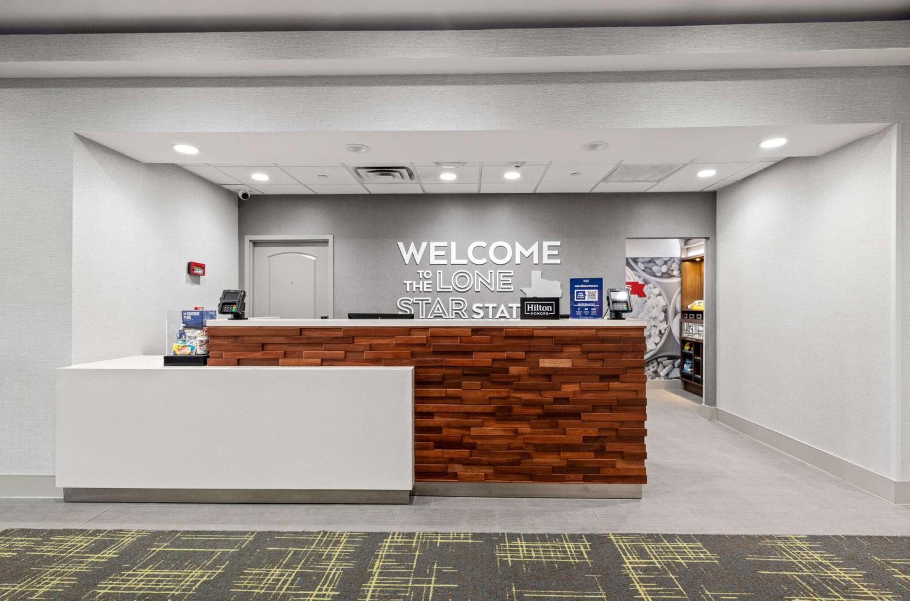 Mount Pleasant Vacations - Hampton Inn  Suites Mount Pleasant - Property Image 2