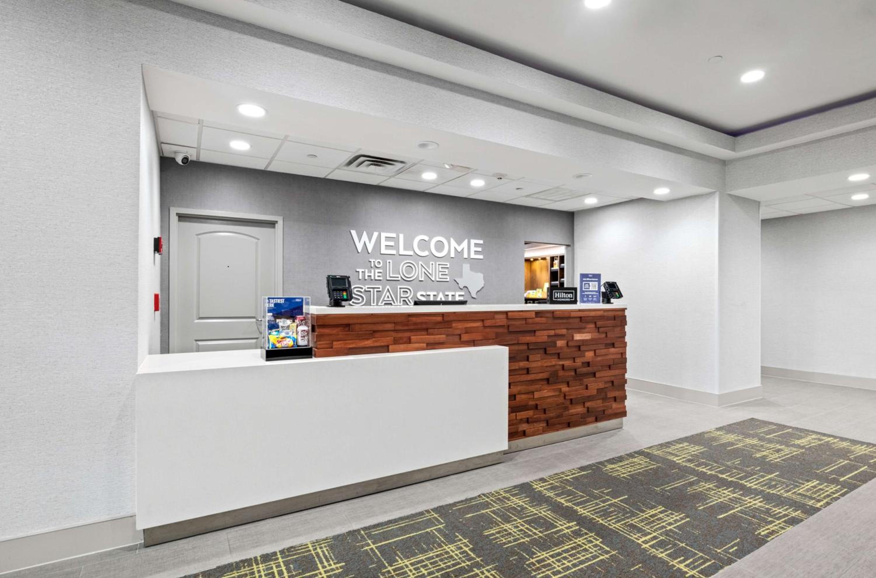 Mount Pleasant Vacations - Hampton Inn  Suites Mount Pleasant - Property Image 3