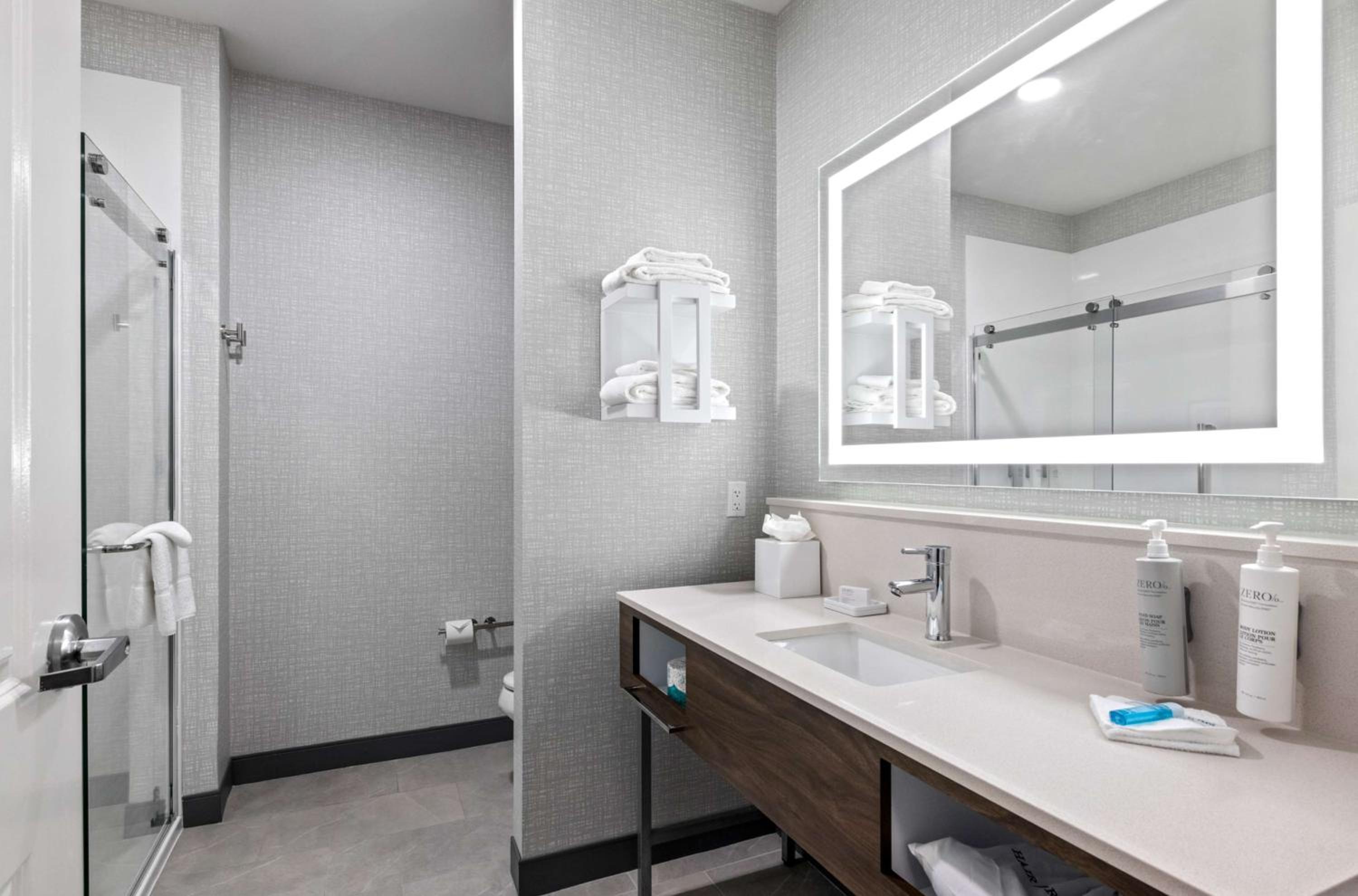 Mount Pleasant Vacations - Hampton Inn  Suites Mount Pleasant - Property Image 2